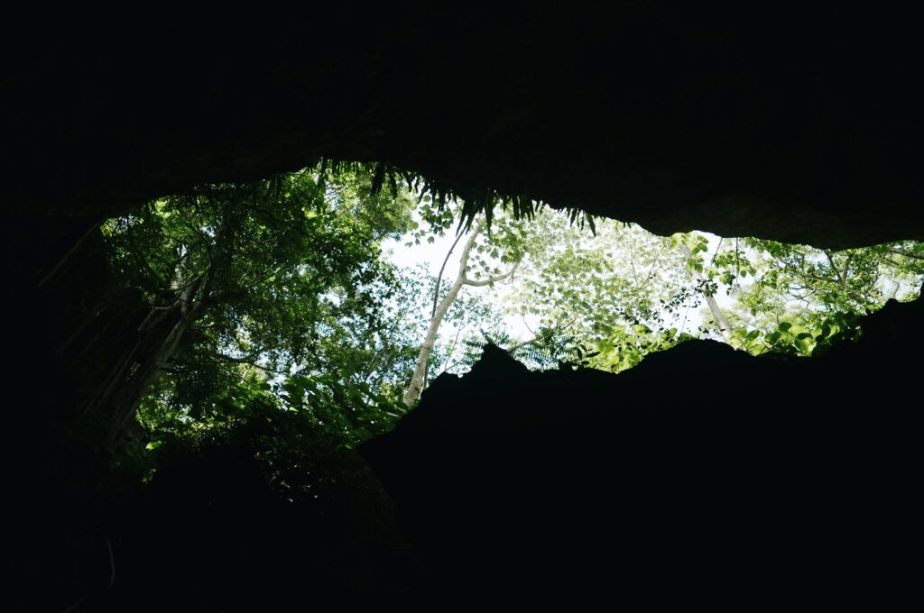 amazing caves cuba saturno